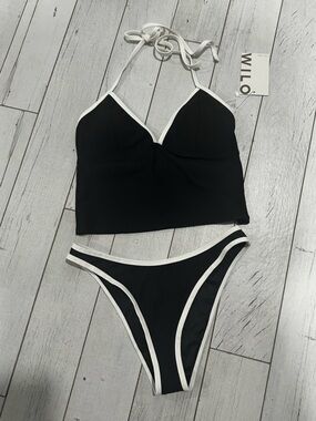 Wilo Black Contrast-Trim Bikini Set